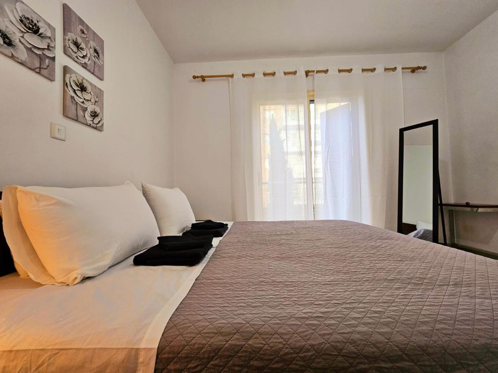Elysia Park Apartments Paphos Ngoại thất bức ảnh