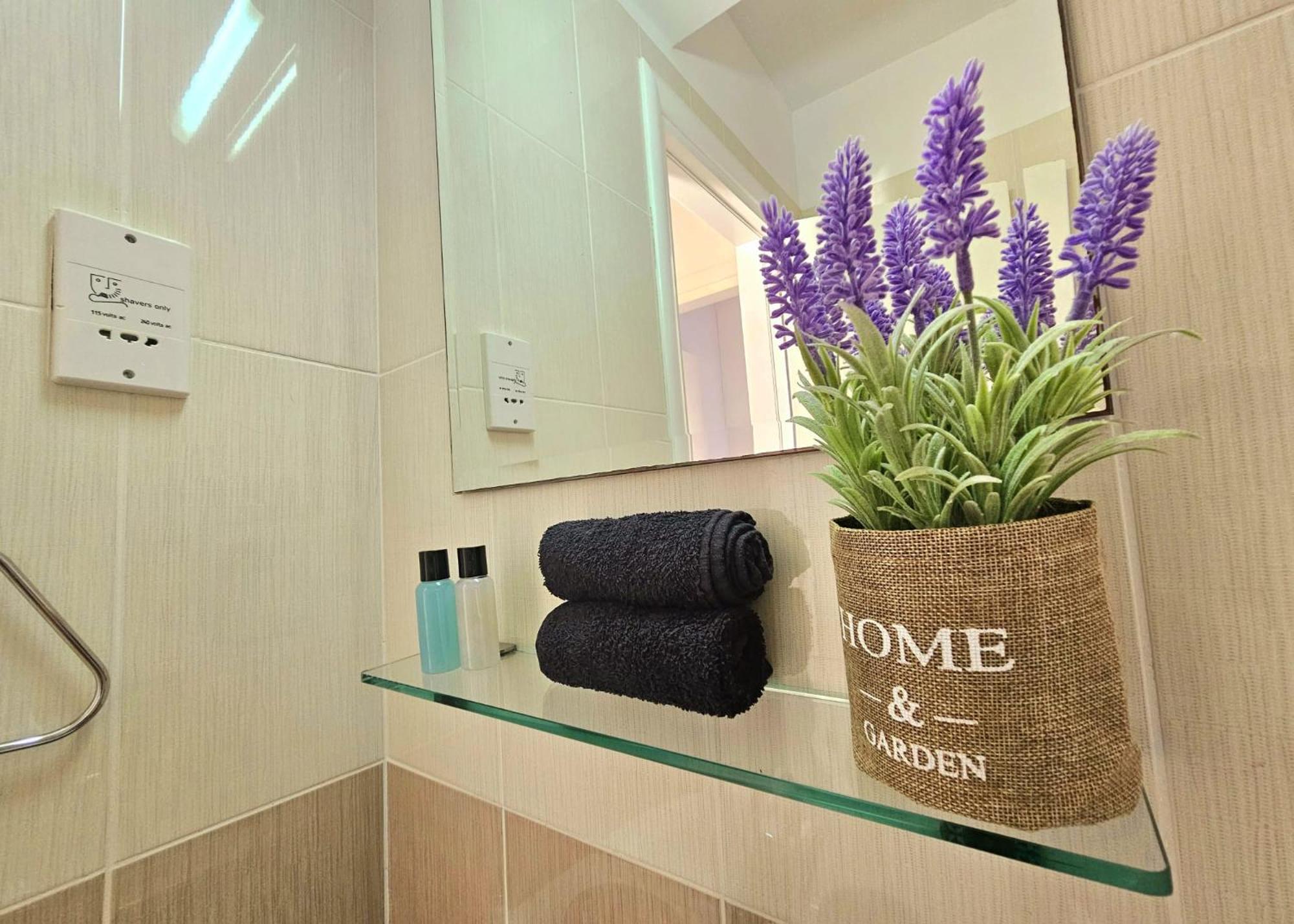 Elysia Park Apartments Paphos Ngoại thất bức ảnh