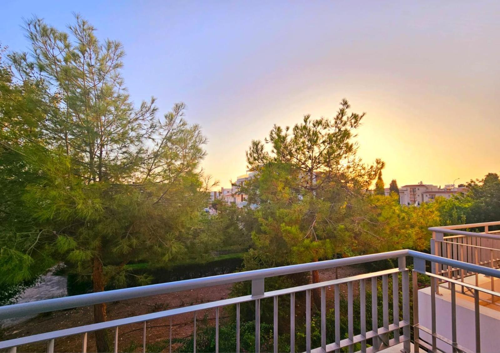 Elysia Park Apartments Paphos Ngoại thất bức ảnh