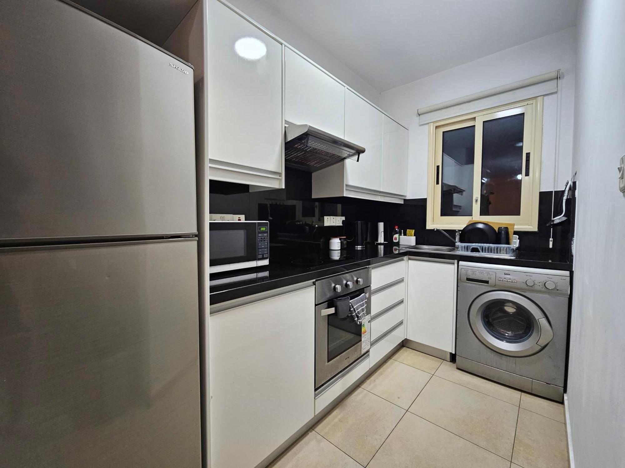 Elysia Park Apartments Paphos Phòng bức ảnh